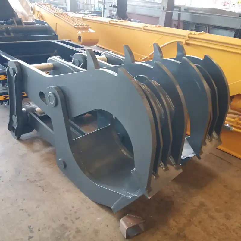 What are the characteristics of excavator wood splitter?